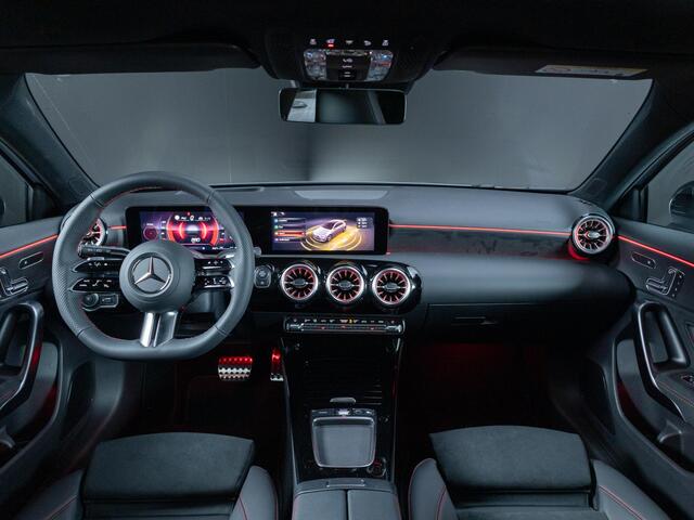 Mercedes-Benz A-KLASSE Hatchback 180 Business Solution AMG Panorama dak