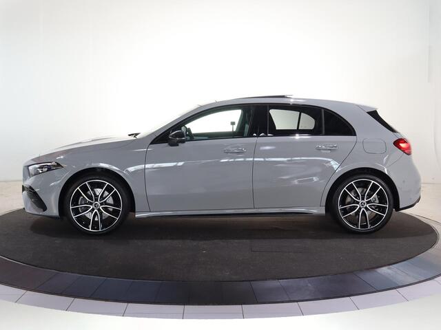 Mercedes-Benz A-KLASSE 250e Business Solution AMG | Panoramaschuifdak | AMG Plus Line | Head up | Nightpakket | 19 inch AMG-velgen |