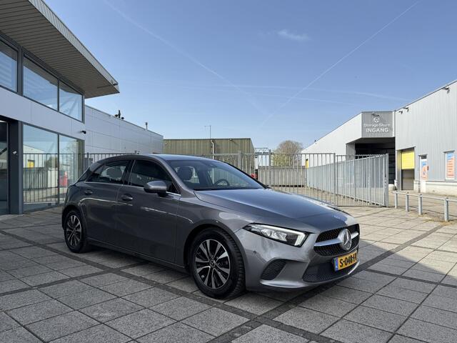 Mercedes-Benz A-KLASSE 180 Aut. Edition Xenon-LED | Navi | Camera | M-Bux | Sport St.