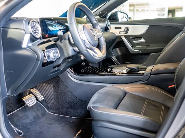 Mercedes-Benz A-KLASSE 250e AMG ** MAGNO ** TREKH, DISTR, PANORAMA, HuD, 2-Zone CLIMA, 19-inch LMV, ** 1e EIG - UNFALLFREI ** ** INFORMEER OOK NAAR ONZE AANTREKKELIJKE FINANCIAL-LEASE TARIEVEN **