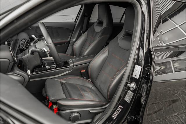 Mercedes-Benz A-KLASSE 180 Business Solution AMG Camera CarPlay Black Pack 18"