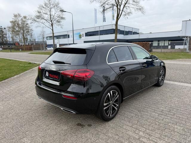 Mercedes-Benz A-KLASSE 180 Luxury Line Navi