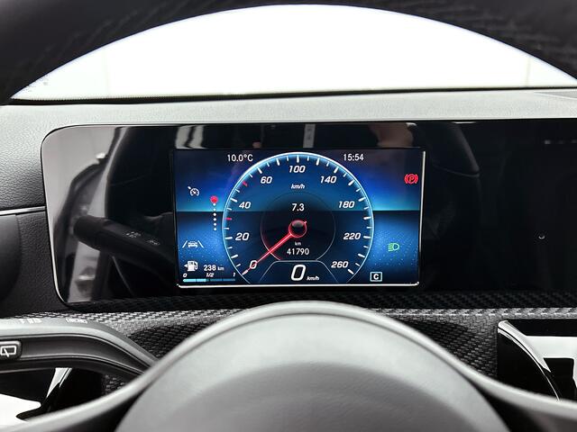Mercedes-Benz A-KLASSE 160 Style | Handgeschakeld | Led verlichting | Achteruitrij camera | Cruise control | Inclusief 24 maanden MB Certified garantie voor Europa.