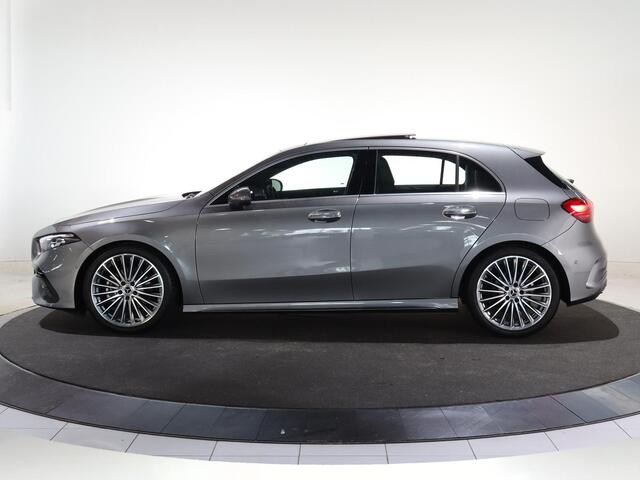 Mercedes-Benz A-KLASSE 180 Star Edition AMG Line LIMITED | Panoramaschuifdak | Head-up display | Multibeam LED | Elektrisch voorstoelen met geheugen