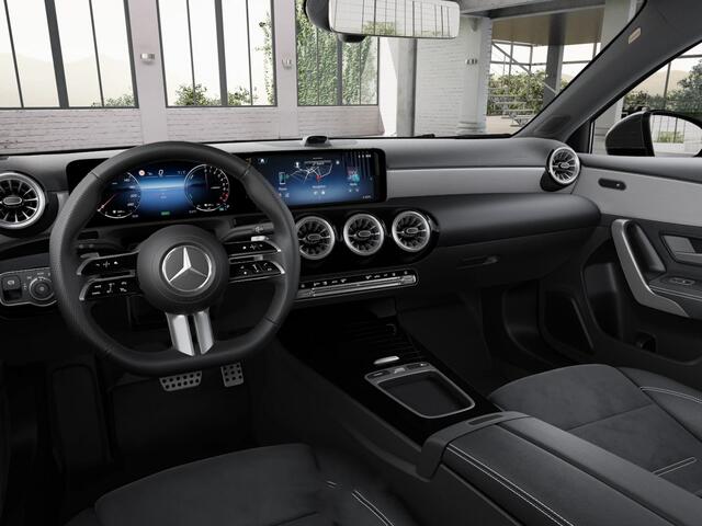 Mercedes-Benz A-KLASSE Hatchback 250 e 140 Year Edition