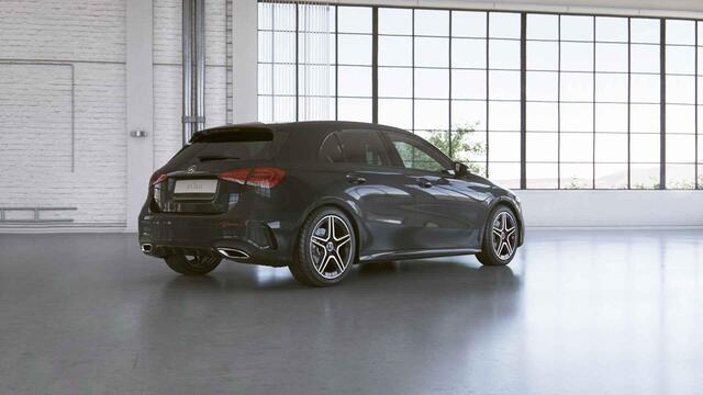 Mercedes-Benz A-KLASSE 200 Business Solution AMG | Night | Panoramadak | Widescreen | Stoelverwarming |