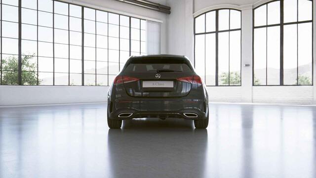 Mercedes-Benz A-KLASSE 200 Business Solution AMG | Night | Panoramadak | Widescreen | Stoelverwarming |
