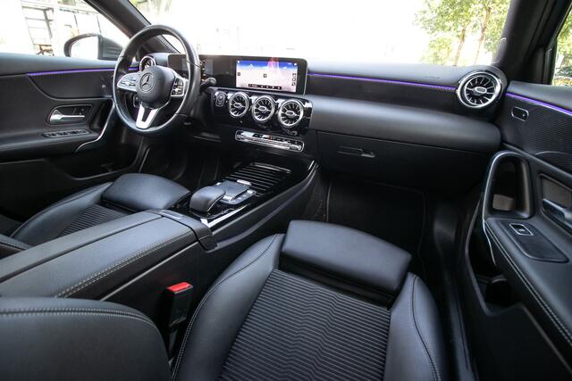 Mercedes-Benz A-KLASSE 200 Premium Plus Automaat - Navi | Camera