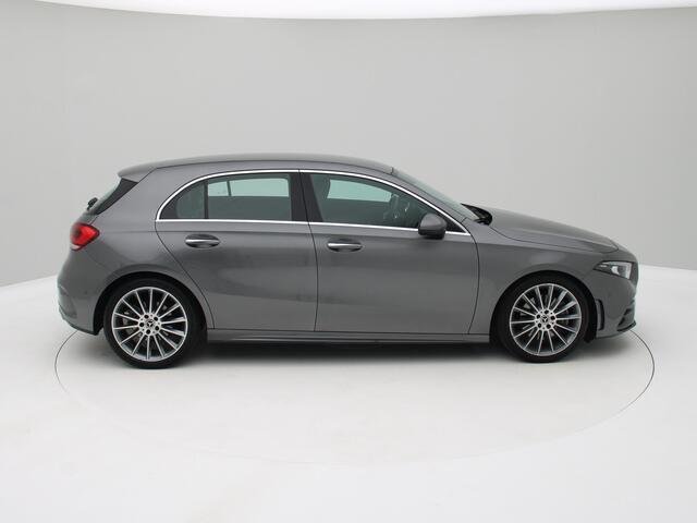 Mercedes-Benz A-KLASSE 220 AMG Camera, Carplay, Sfeerverlichting, Stoelverwarming