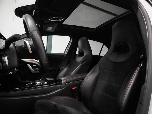 Mercedes-Benz A-KLASSE 180 Business Solution AMG | Widescreen | Camera | NET! |