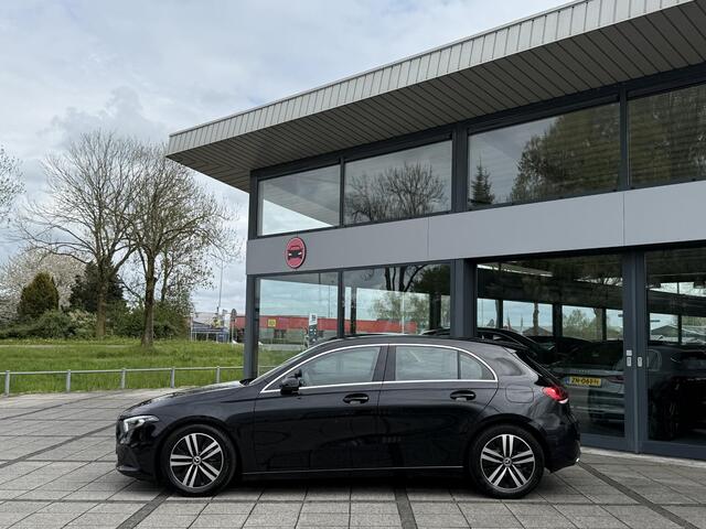 Mercedes-Benz A-KLASSE 180d Advantage Edition | Sfeer Verlichting | Camera | Navi | Les-Auto