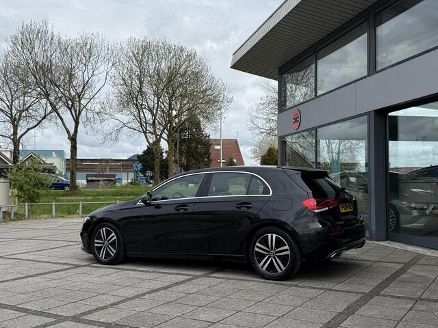 Mercedes-Benz A-KLASSE 180d Advantage Edition | Sfeer Verlichting | Camera | Navi | Les-Auto