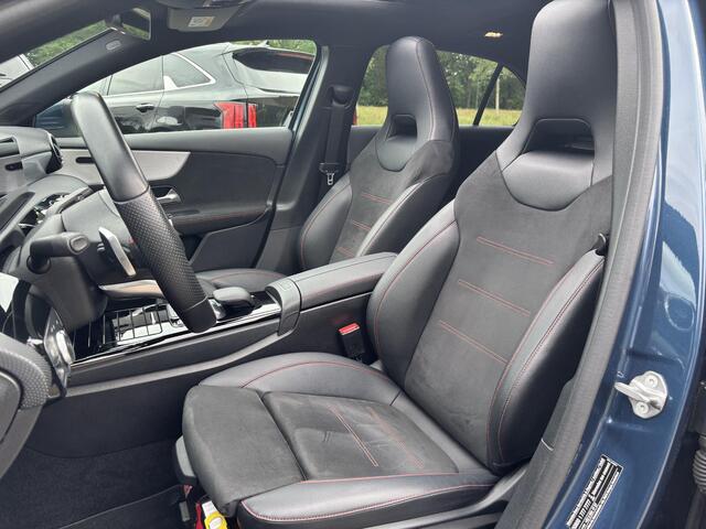Mercedes-Benz A-KLASSE 250 e AMG Line | Panoramadak | Stoelverwarming | Sportstoelen | Camera