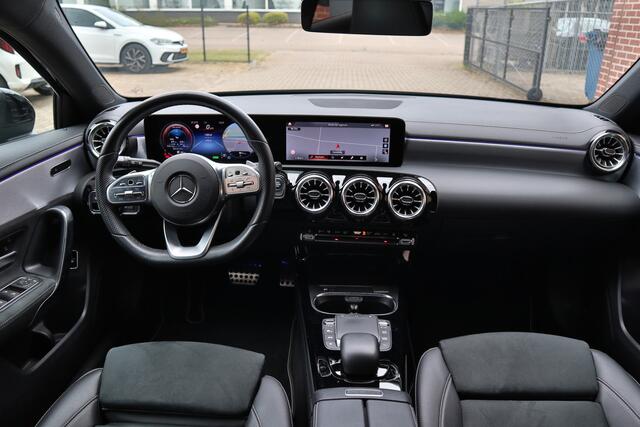 Mercedes-Benz A-KLASSE 250 e Business Solution AMG Limited Cr, Carplay, sfeerverlichting, stoel verw, 18'' LMV