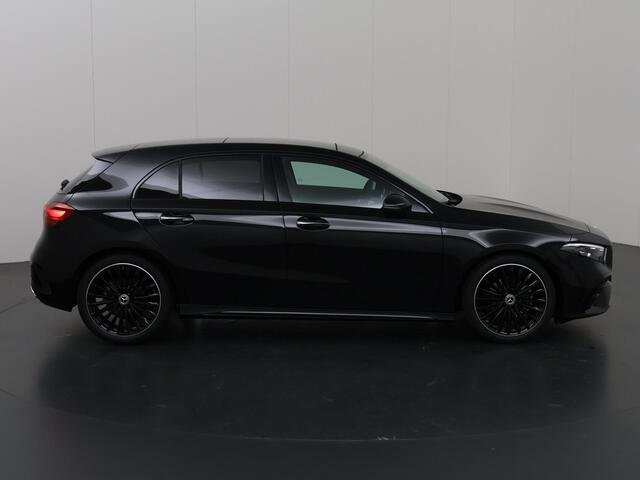 Mercedes-Benz A-KLASSE 180 Star Edition AMG Line | Panoramadak | 19 inch LM velgen | Night pakket | Multibeam Led verlichting |