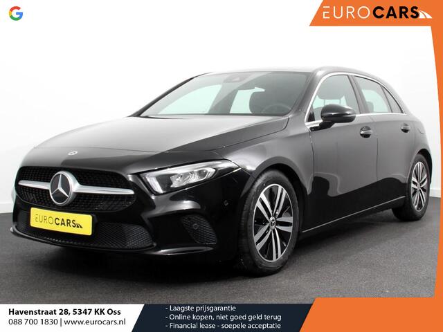 Mercedes-Benz A-KLASSE 200 Automaat Advantage Navigatie Apple Carplay/Android Auto Camera Adaptive cruise control Stoelverwarming Parkeer sensoren