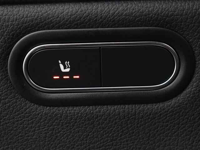 Mercedes-Benz A-KLASSE 250e Style | SOH 92% | Stoelverwarming | Sfeerverlichting | Keyless | Camera | Navigatie | Widescreen | Half leder | Side Assist | Climate control | Bluetooth | PHEV | Plug In