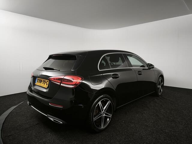 Mercedes-Benz A-KLASSE 250 e Business Line 218PK | Navigatie | Achteruitrijcamera | Cruise Control | Sfeerverlichting