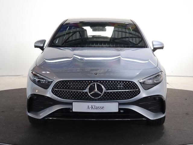 Mercedes-Benz A-KLASSE 250e Business Solution AMG | Panoramaschuifdak | Head-up display | Premium Plus | Stoelverwarming | 360° camera |