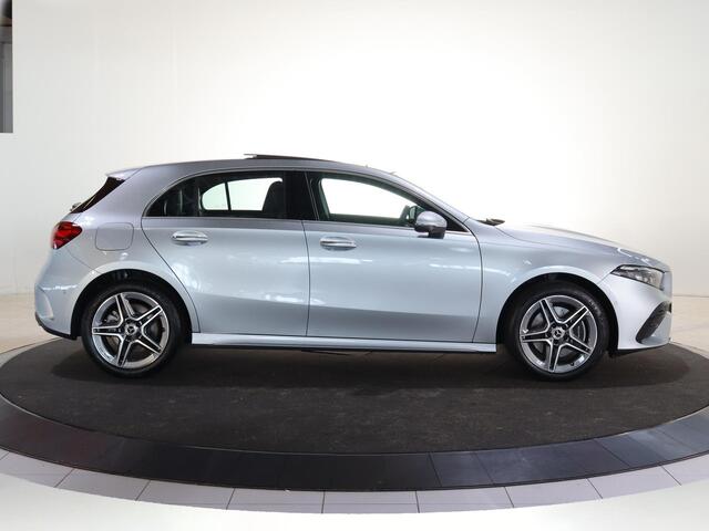 Mercedes-Benz A-KLASSE 250e Business Solution AMG | Panoramaschuifdak | Head-up display | Premium Plus | Stoelverwarming | 360° camera |