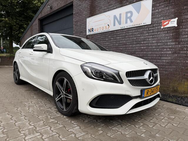 Mercedes-Benz A-KLASSE 180 AMG Night Edition Plus Lage km stand!! Nieuwstaat!