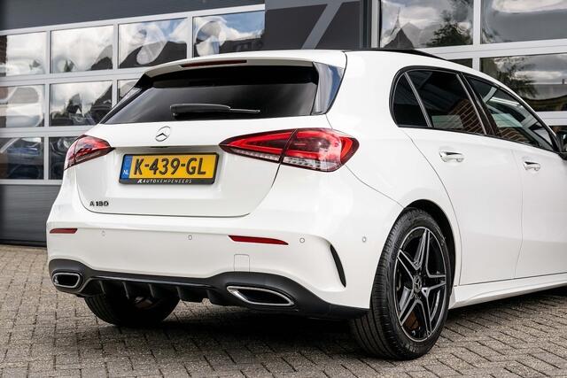 Mercedes-Benz A-KLASSE 180 Business Solution AMG | Panorama | Widescreen Display | Camera | Night Package | Sfeerverlichting | Memory | LED |