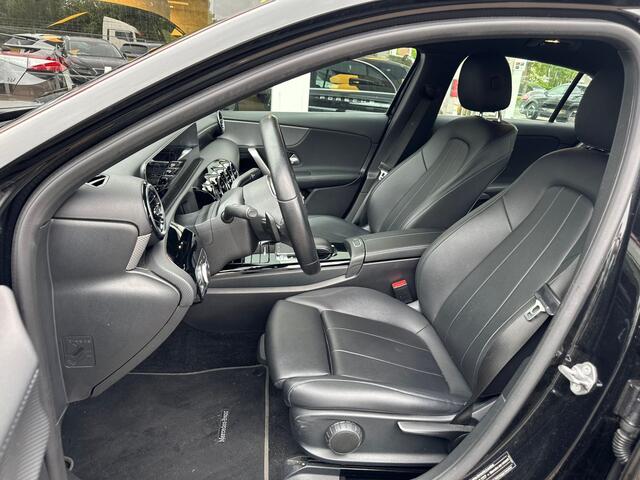 Mercedes-Benz A-KLASSE 180 Business Solution Plus Upgrade