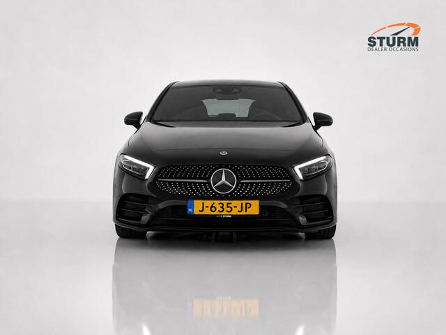 Mercedes-Benz A-KLASSE 180 Business Solution AMG Panoramadak + Geheugenstoelen, NL-Auto!