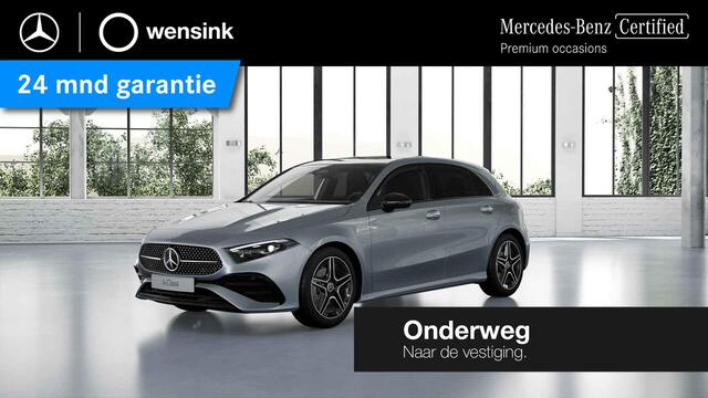 Mercedes-Benz A-KLASSE 180 Business Solution AMG | Panoramadak | Widescreen | Sfeerverlichting | Achteruitrijcamera | Stoelverwarming |