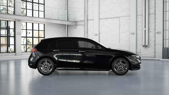 Mercedes-Benz A-KLASSE 180 Business Solution AMG | Panoramadak | Widescreen | Sfeerverlichting | Achteruitrijcamera | Stoelverwarming |