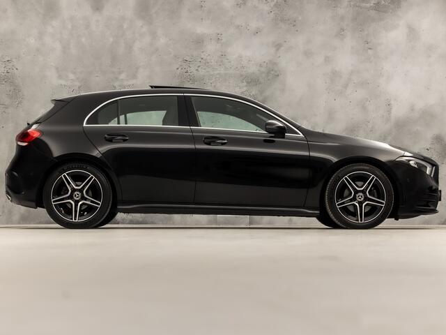 Mercedes-Benz A-KLASSE 180 AMG Sport Automaat (PANORAMADAK, GROOT NAVI, LEDER/ALCANTARA, CAMERA, STOELVERWARMING, SPORTSTOELEN, NIEUWE APK, LANE ASSIST, NIEUWSTAAT)