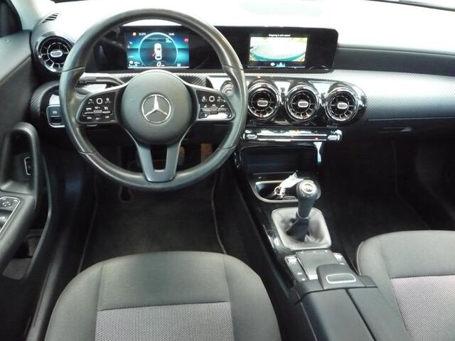 Mercedes-Benz A-KLASSE 180 (136Pk) Clima Cruise Camera Winterbanden Géén Afleverkosten