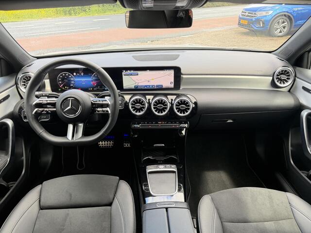 Mercedes-Benz A-KLASSE 200 AMG Line NAVI | KLIMA | CAMERA | BOVAG !!