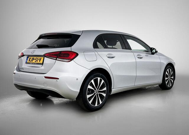 Mercedes-Benz A-KLASSE 250 e Plug-In Hybrid CAMERA | 1/2 LEER | FULL-LED | NAVI