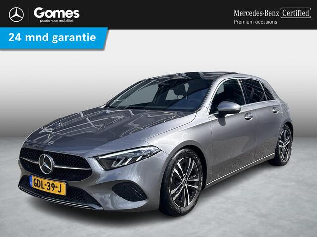 Mercedes-Benz A-KLASSE 180 Star Edition | Panoramadak | Apple CarPlay | Android Auto | Sfeerverlichting | Stoelverwarming | Achteruitrijcamera | Parkeersensoren | Elektrisch Inklapbare Buitenspiegels