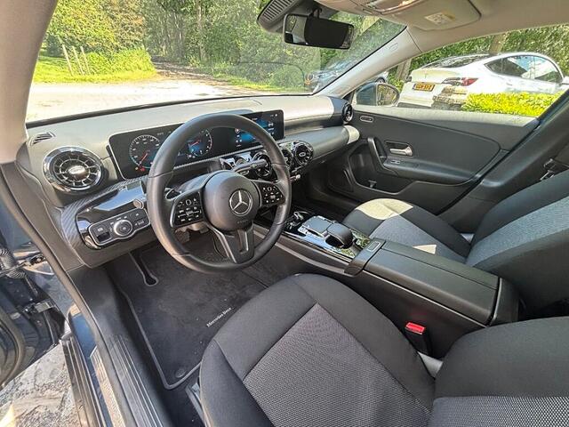 Mercedes-Benz A-KLASSE 180 Bns Sol,led,stoelverw,camera,