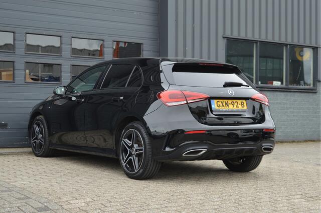 Mercedes-Benz A-KLASSE 250 e Business Solution AMG Limited | CAMERA | SFEERVERLICHTING |