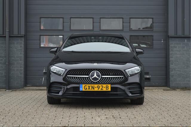 Mercedes-Benz A-KLASSE 250 e Business Solution AMG Limited | CAMERA | SFEERVERLICHTING |