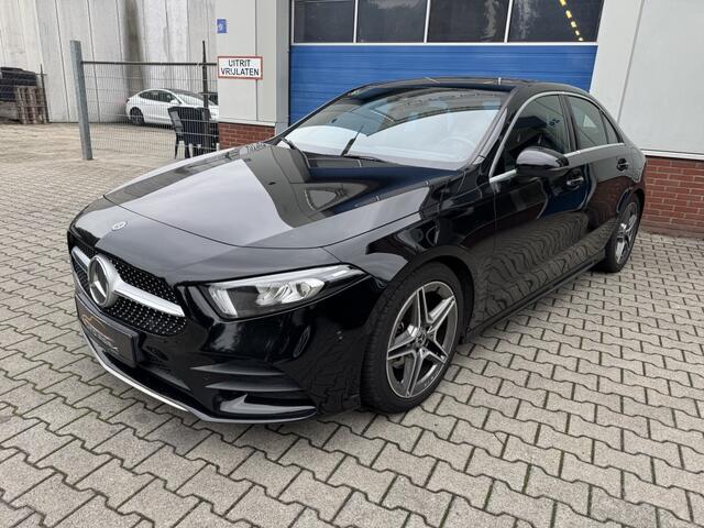 Mercedes-Benz A-KLASSE 180 AMG Pakket *LED*Stoelverw*Camera*