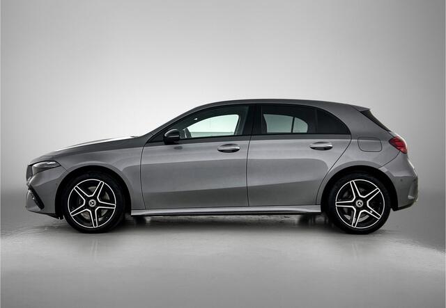 Mercedes-Benz A-KLASSE 250 e Star Edition AMG Line Inclusief 24 maanden Mercedes-Benz Certified garantie voor Europa.