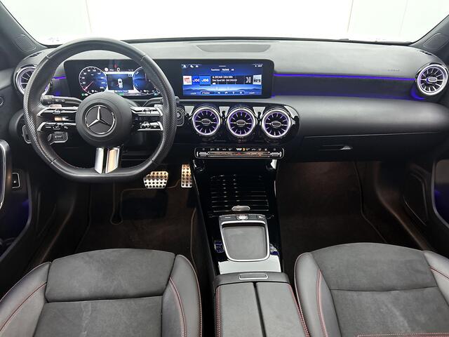 Mercedes-Benz A-KLASSE 250 e Star Edition AMG Line Inclusief 24 maanden Mercedes-Benz Certified garantie voor Europa.