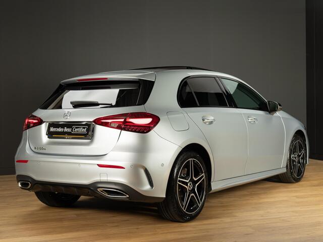 Mercedes-Benz A-KLASSE Hatchback 250 e Business Solution AMG Panorama dak