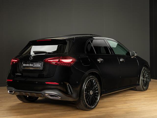 Mercedes-Benz A-KLASSE Hatchback 250 e Business Solution AMG Panorama dak