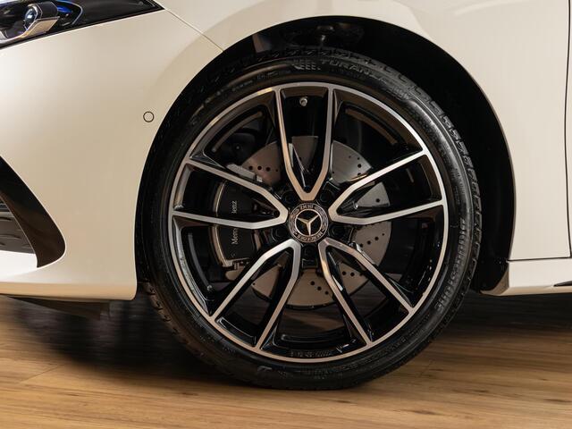 Mercedes-Benz A-KLASSE Hatchback 250 e Business Solution AMG Premium Plus | Panorama dak