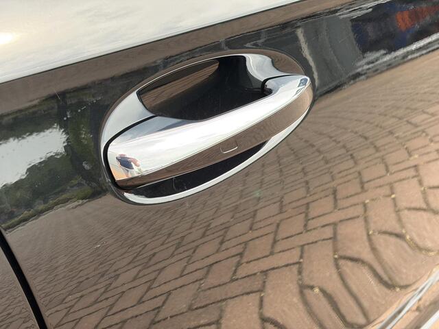 Mercedes-Benz A-KLASSE 180 AMG Line PANO | 360 CAMERA | CARPLAY