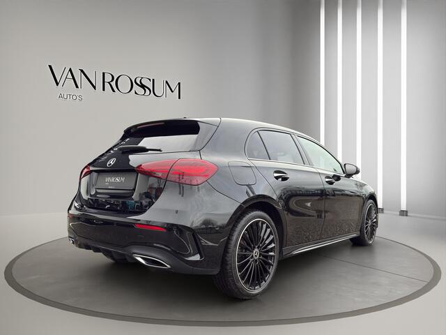 Mercedes-Benz A-KLASSE 250 e AMG Line Panoramadak | 19"Velg | Sfeer | Elektrisch Stoel(en) met geheugen | Camera |