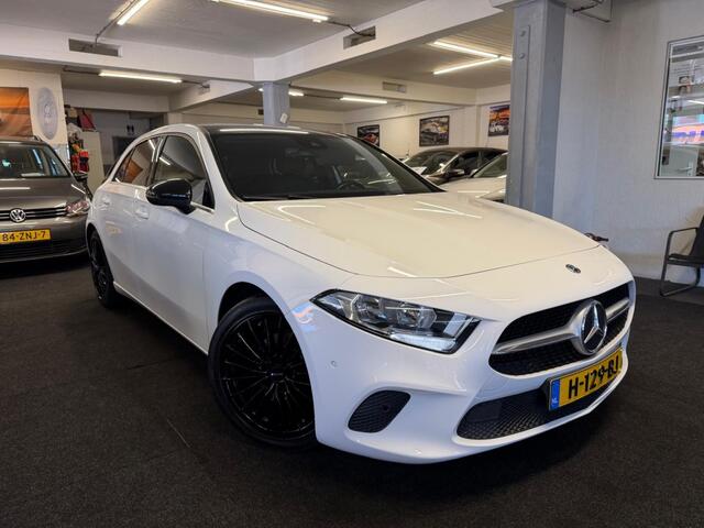 Mercedes-Benz A-KLASSE 180 Bns Solution*Carplay*Camera*Led*Velgen