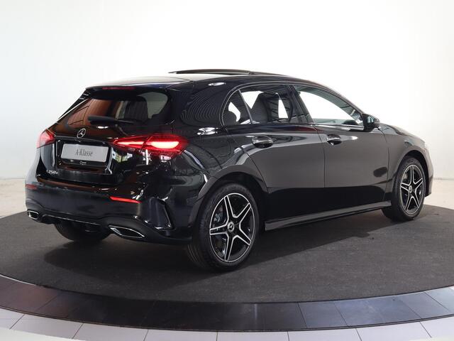 Mercedes-Benz A-KLASSE 250 e Business Solution AMG | Panoramaschuifdak | Stoelverwarming | Achteruitrijcamera | MULTIBEAM LED |