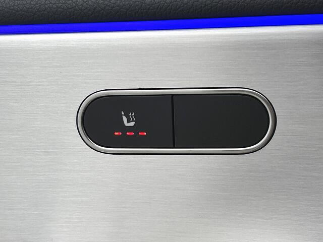 Mercedes-Benz A-KLASSE 180 Business Solution AMG Lichtmetalen velgen | Navigatie | MBUX wide screen | Parking support | Inclusief 24 maanden MB Certified garantie voor Europa.