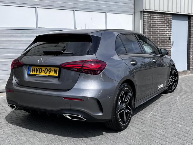 Mercedes-Benz A-KLASSE 180 Star Edition AMG | Night Pakket | Apple CarPlay | Android Auto | Sfeerverlichting | Stoelverwarming | Parkeersensoren | Achteruitrijcamera | Elektrisch Inklapbare Buitenspiegels
